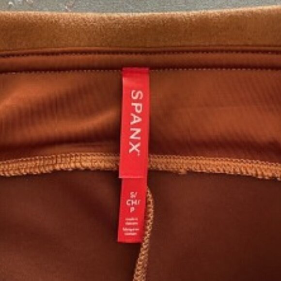 NWT Spanx Faux Suede Legging in Rich Caramel Small - Picture 3 of 5